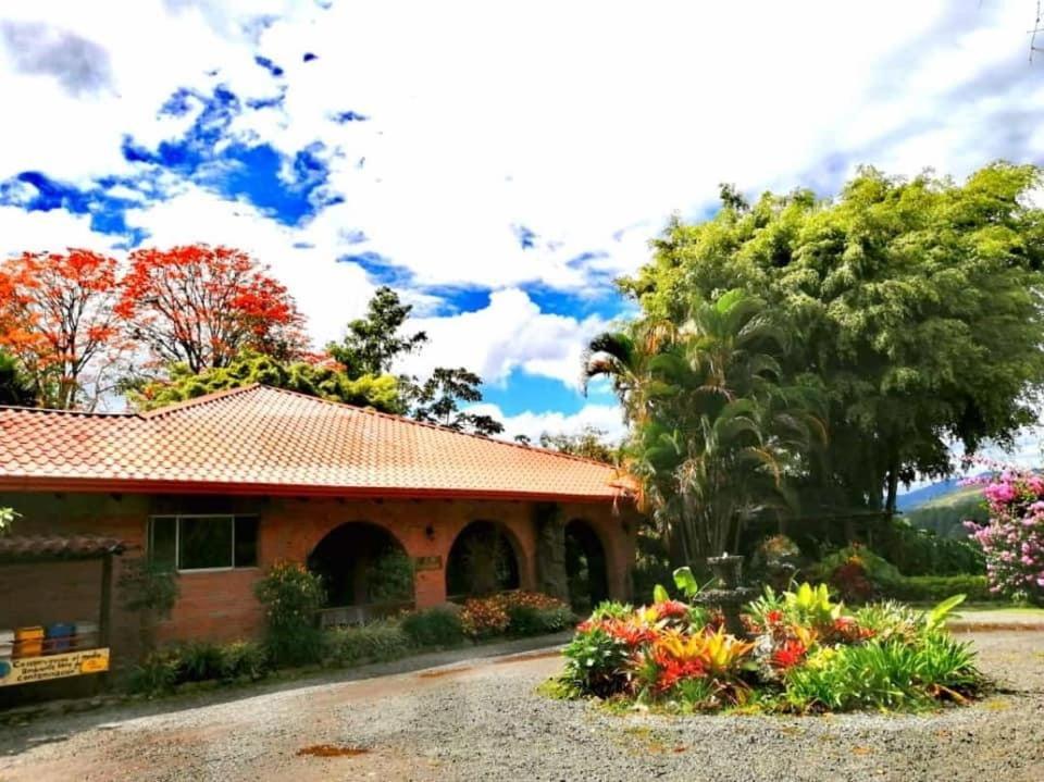 Hotel Boutique Casona Del Cafetal And Lakeside Restaurant Cachí Exteriör bild